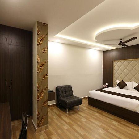 Hotel Rich Inn Chennai Exterior foto
