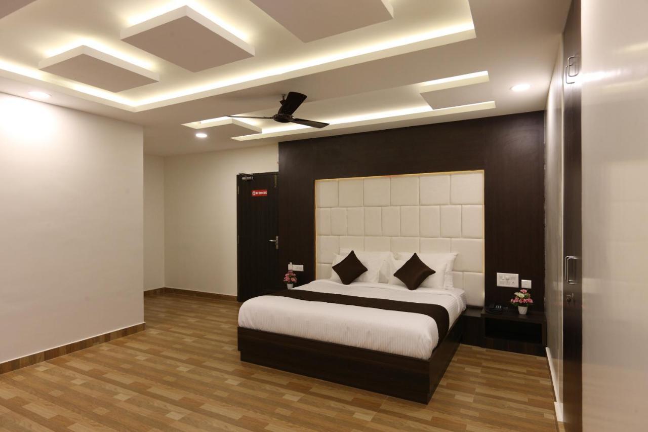Hotel Rich Inn Chennai Exterior foto